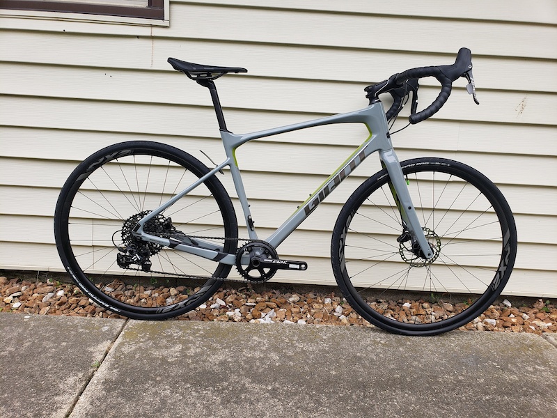 giant revolt advanced 2 gravel bike 2019