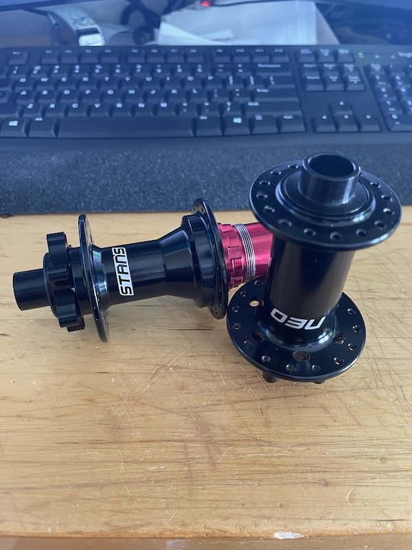 Stans NEO Hubs 32H Boost with Stans DuraSync XD Driver For Sale