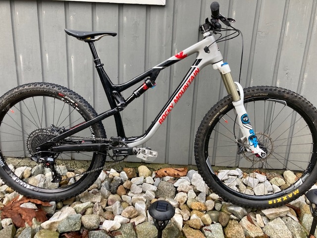 rocky mountain altitude carbon 90 2019