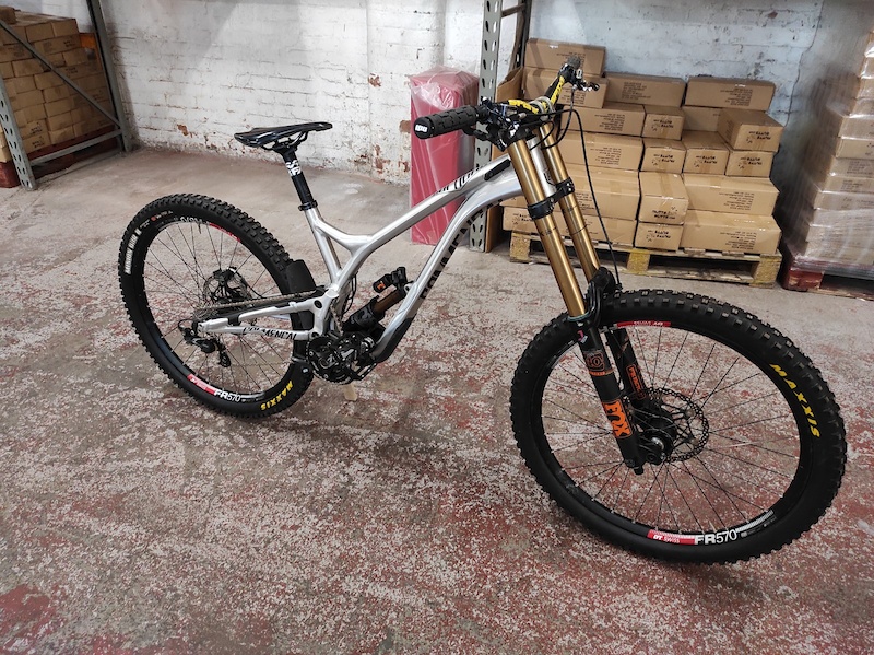 2018 commencal supreme dh