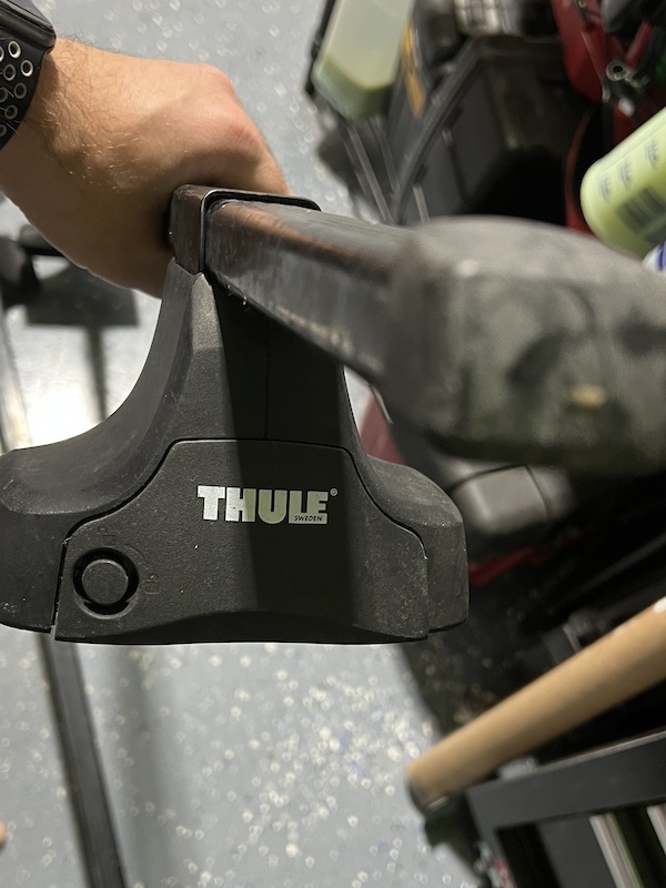 Thule bars and Towers For Sale