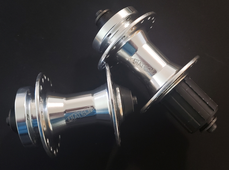 Dialtech Rear Hub 2005 Vintage Diatech hubset 100QR / 135x10QR For Sale