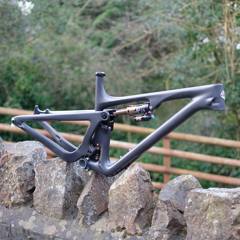 2022 Yeti SB130 T Frame Large Raw Carbon For Sale