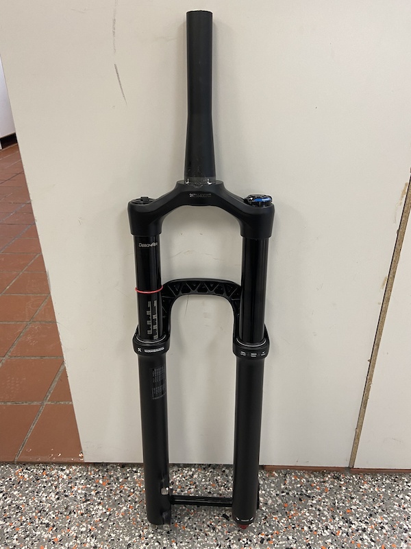 Fourche Rockshox Yari RC 29 - 150 Mm, Non Boost, 15x100 Mm, Décalé 51 Mm, Neuve