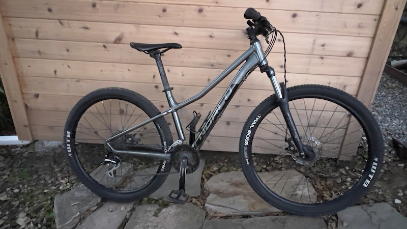 2020 Norco Storm 4 XS great condition ready to ride For Sale