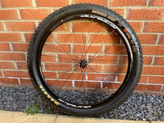 fsa afterburner wheelset