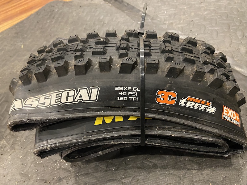 maxxis assegai 27.5 x 2.6 exo 