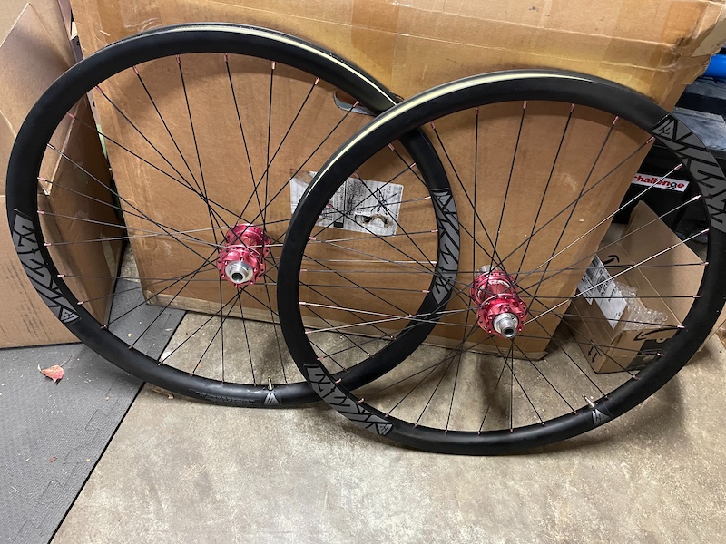 chris king wheelset 700c