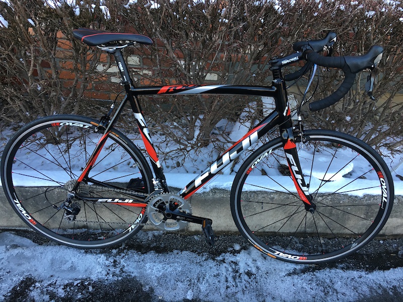 2013 PreOwned: Fuji Roubaix 1.0 58cm For Sale