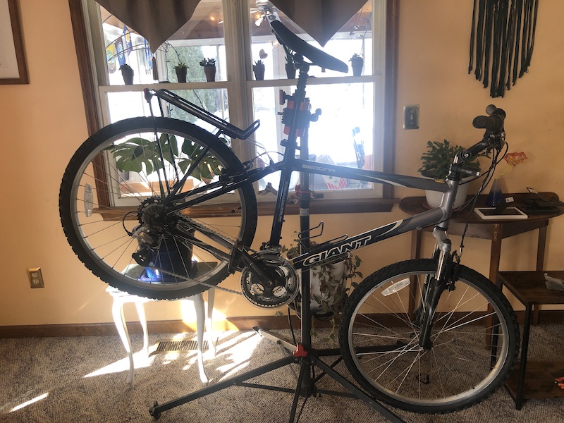 Giant sedona best sale bike 6061 aluxx