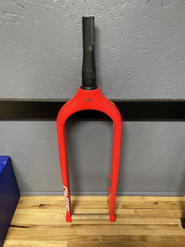 Specialized Chisel FACT Carbon Fork (RED) For Sale