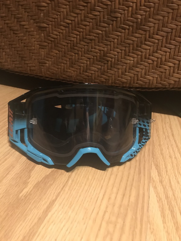 2018 Clear blue black and orange Leatt Goggles size L For Sale