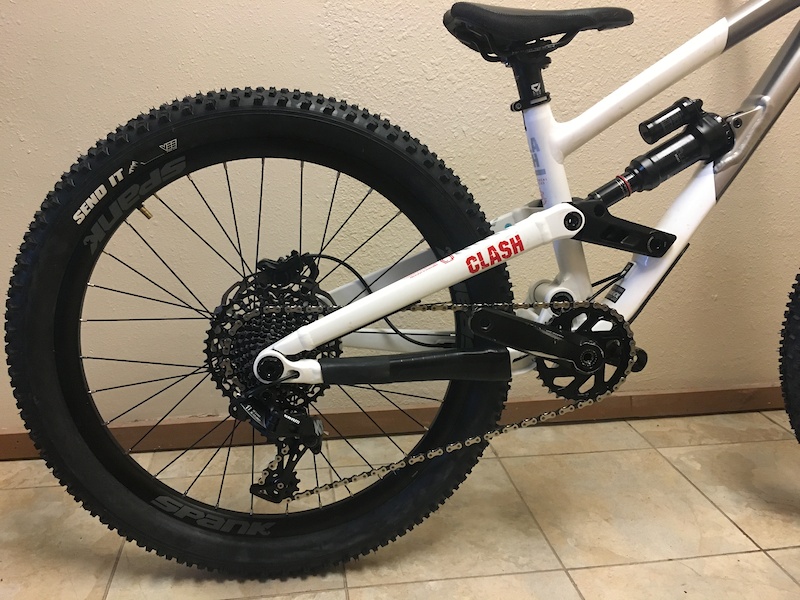 2021 Commencal Clash 24 For Sale