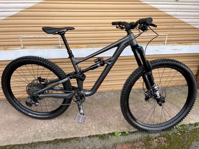 2021 Specialized Status160 (small S1) For Sale