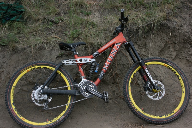 Kona entourage deluxe. Kona supreme operator 2011. велосипед kona mtb. Kona stab supreme 2010. кона результаты.