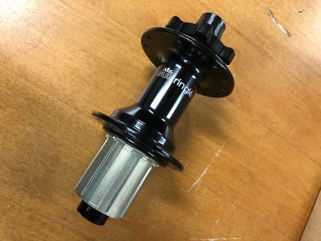 Moyeux Arrière Nos Zeus 2000 Titanium - 28 Trous - Neufs