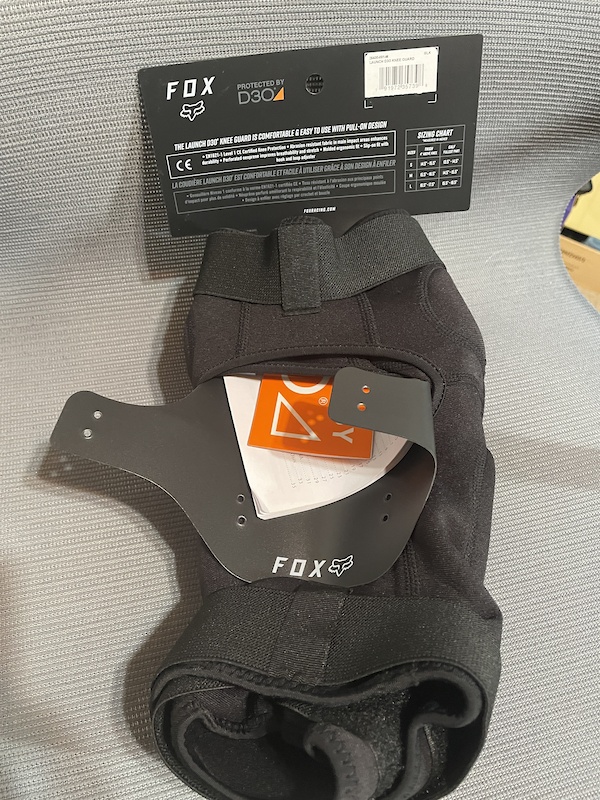 2022 Fox Launch D30 Knee Pads Medium For Sale