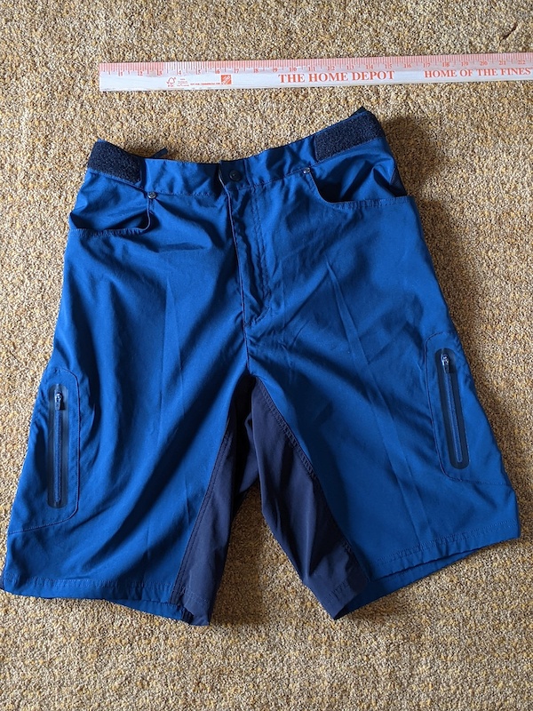 zoic biking shorts