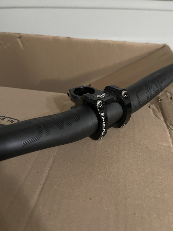 2021 OneUp Carbon Bars with I9 A35 Stem For Sale