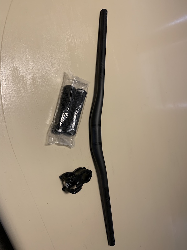 pivot carbon bars