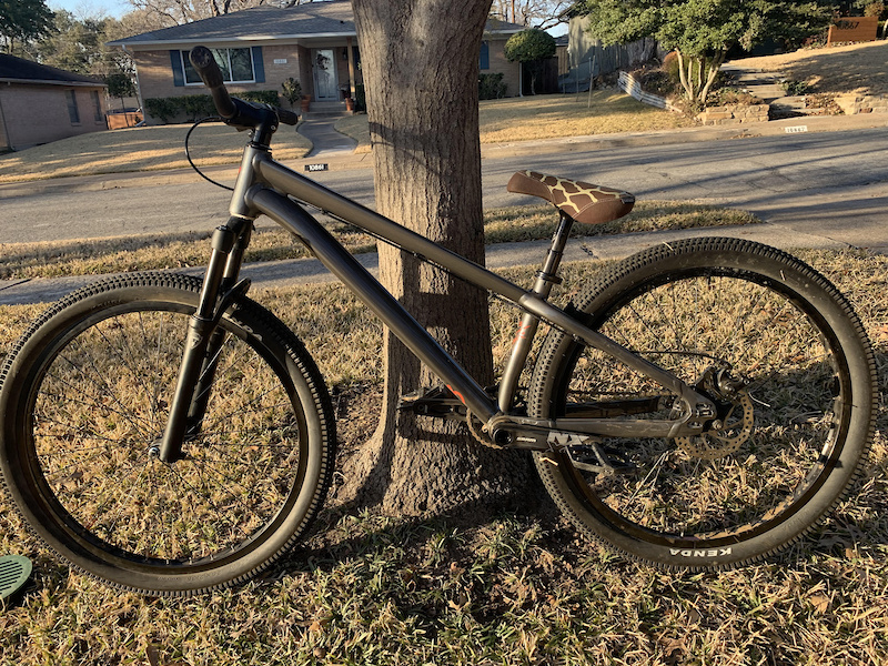 2022 Specialized P.3 Dirt Jump Bike For 