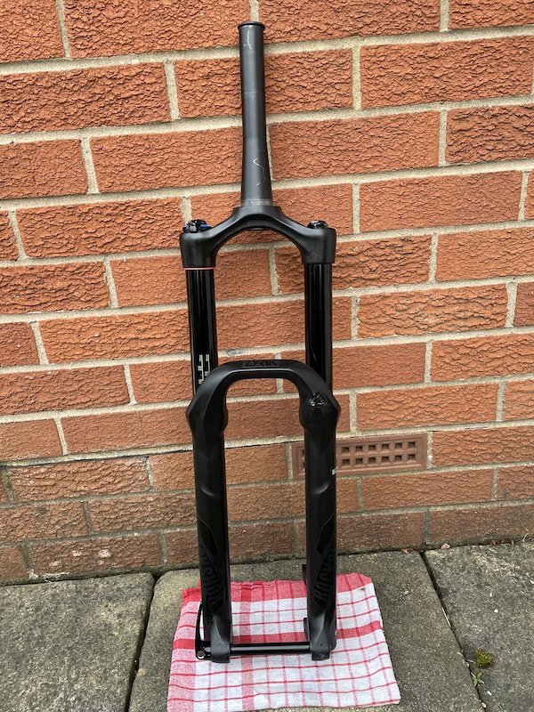 rockshox lyrik 180mm 29