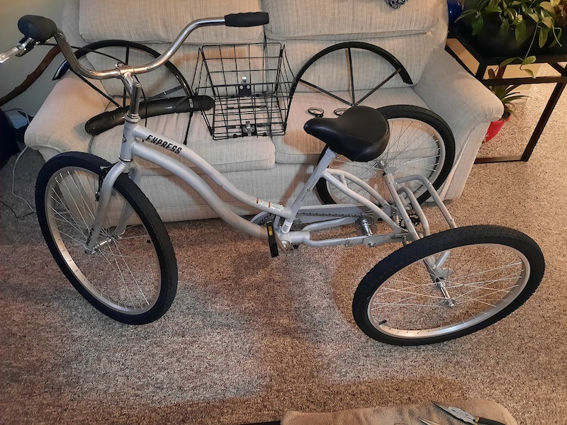 Huffy hot sale express tricycle