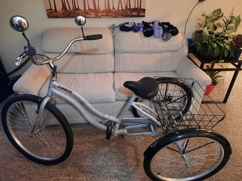 Huffy bike trike adult deals arlington 7494891