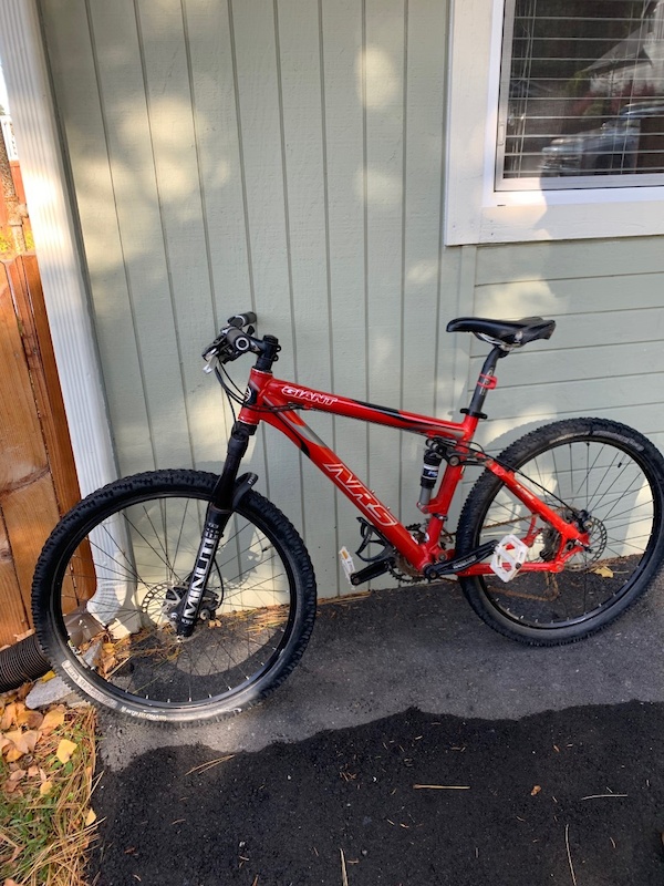 giant nrs full suspension mountain bike