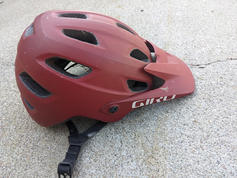 giro chronicle mips red