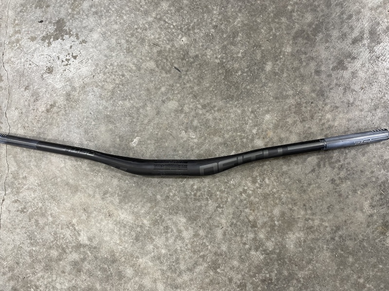 deity speedway carbon