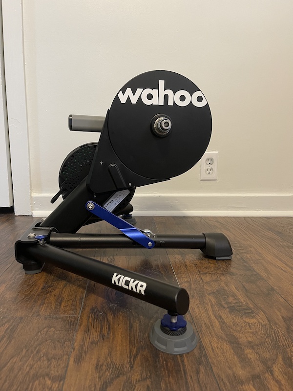 wahoo kickr smart trainer price