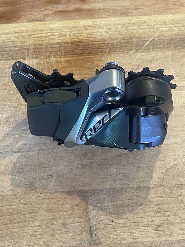 Dérailleur Arrière SRAM Red AXS ETap D1 – 12 Vitesses 33t – Avec Batterie Et OSPW – Occasion