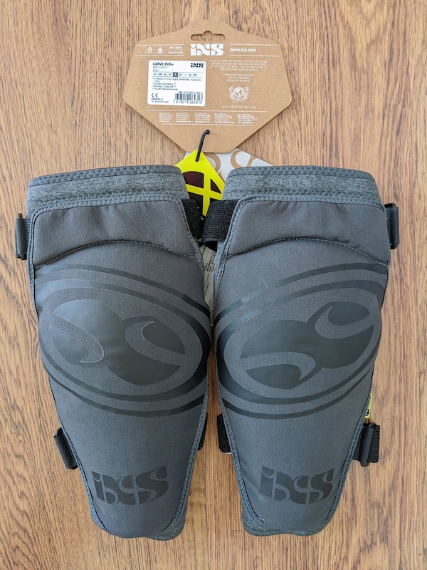 *Price Drop* IXS Carve EVO+ Knee Pads For Sale