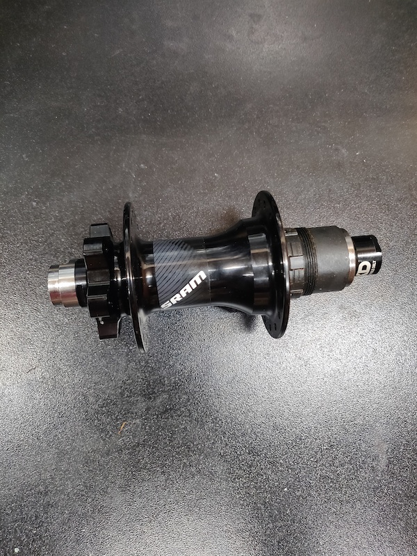 Moyeu Sram Axe Roue Arrière MTH-746 BOOST™ Compatible Cassette - Sport