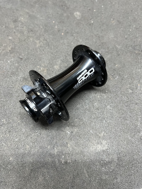 2019 SRAM 900 Front Hub Boost For Sale
