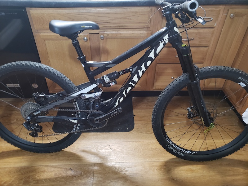 2016 devinci spartan specs