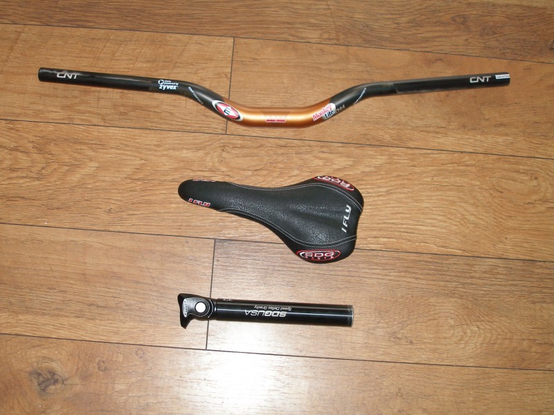 new parts
sdg ifly seat and seat post
easton monkey light dh bars