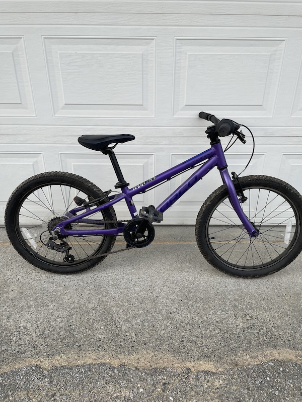 norco storm 20 inch