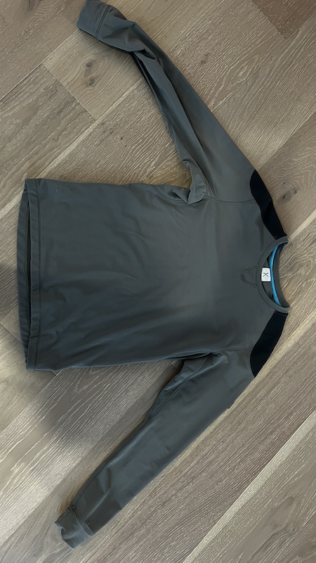 Kitsbow Sweater For Sale