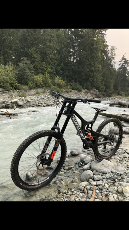 santa cruz v10 2018 price
