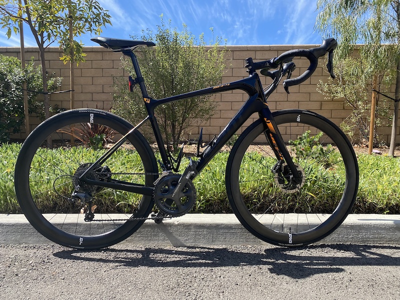 giant defy weight kg