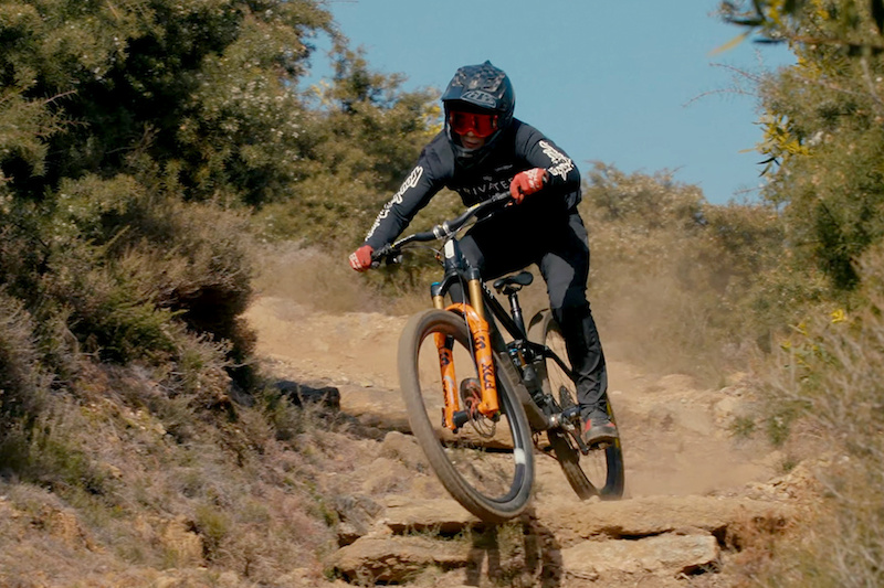 Vídeo: Fergus Ryan está arrasado em Dusty Trails em Portugal