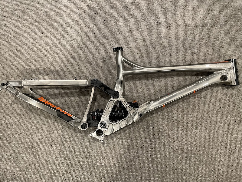 2021 XL Banshee Legend 27.5 frame For Sale