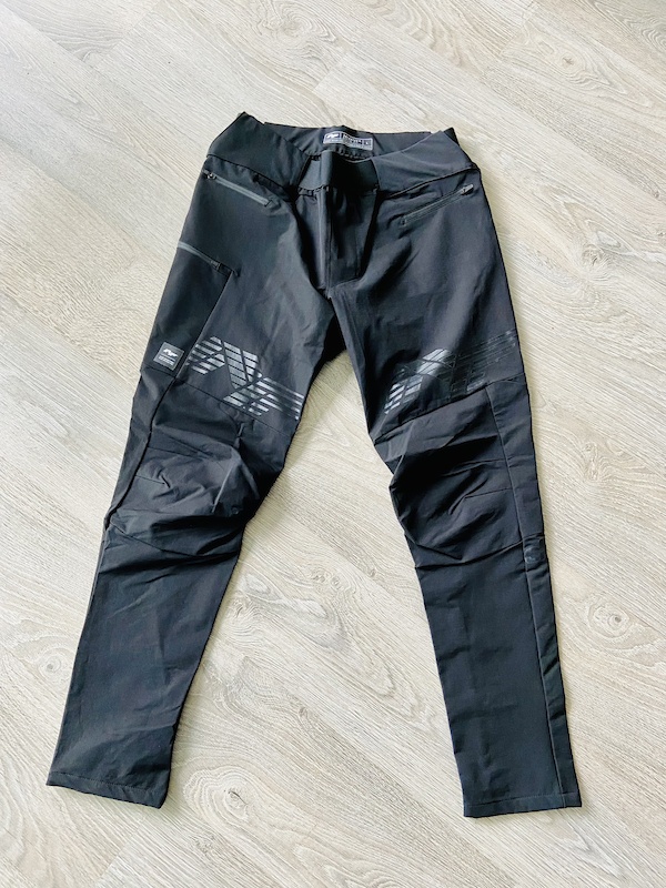 2022 NF DP3 Pants - Black/Black - Large For Sale