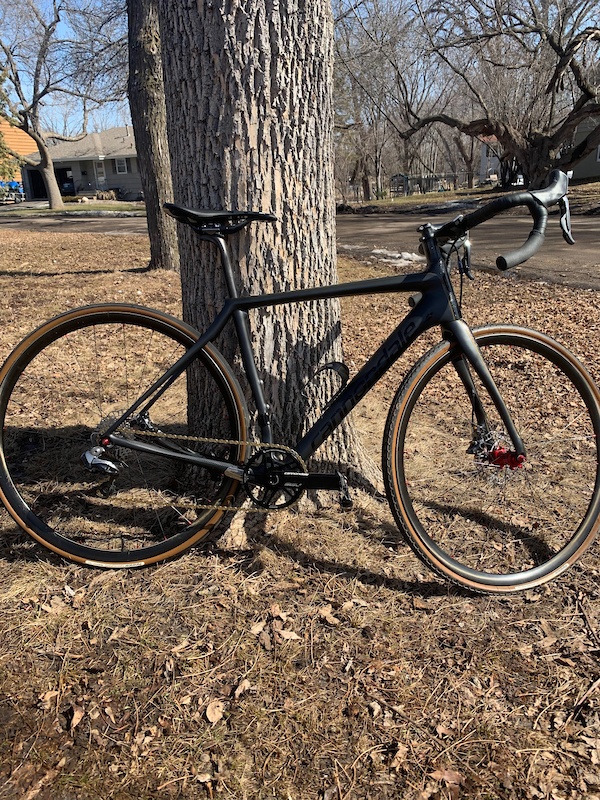 cannondale synapse black and white