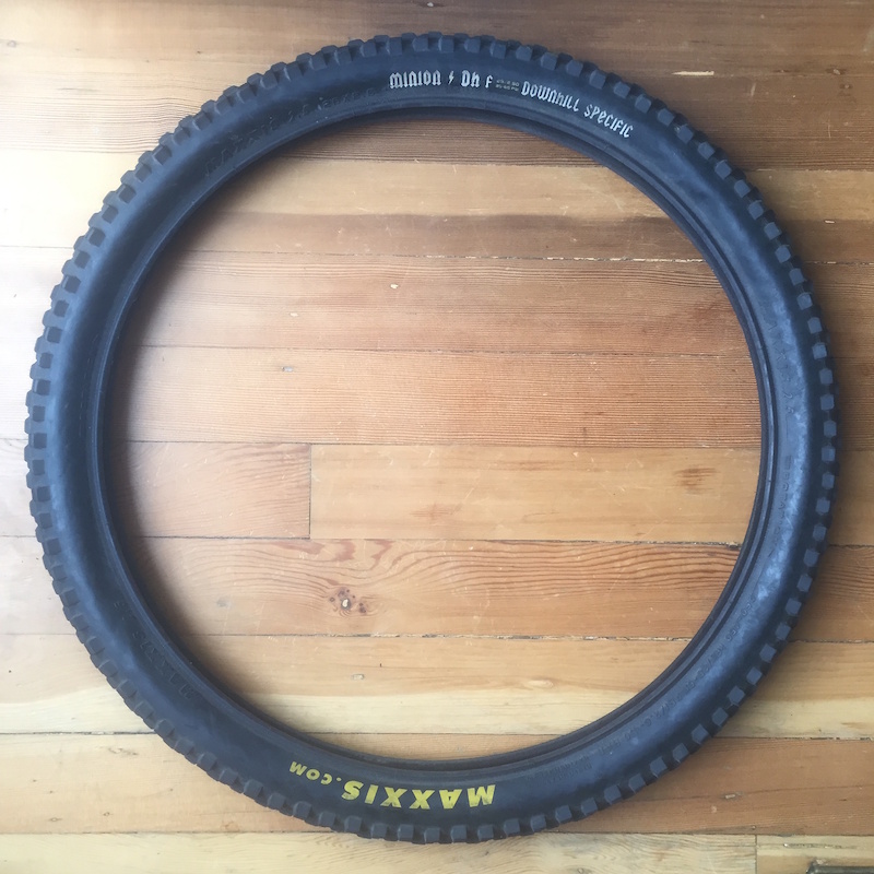 maxxis minion dh 27.5