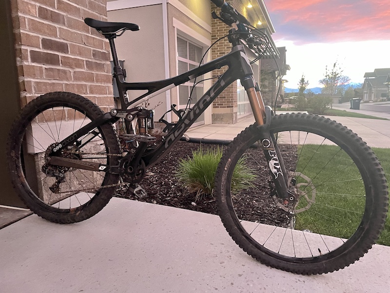 2014 Devinci Dixon Carbon Medium For Sale