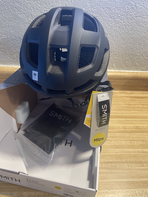 smith trace matte mike giant