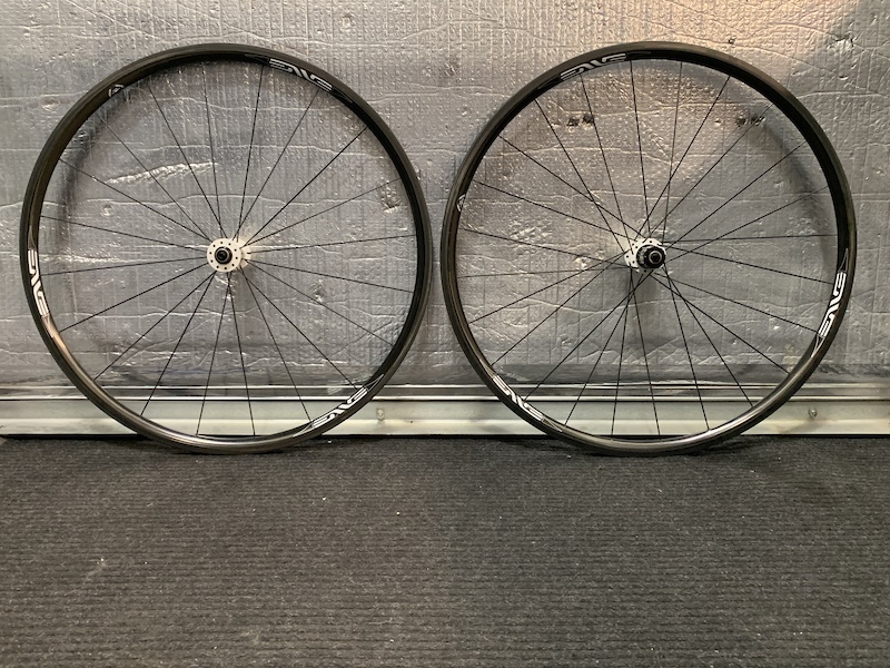 enve 5.6 clincher rim brake